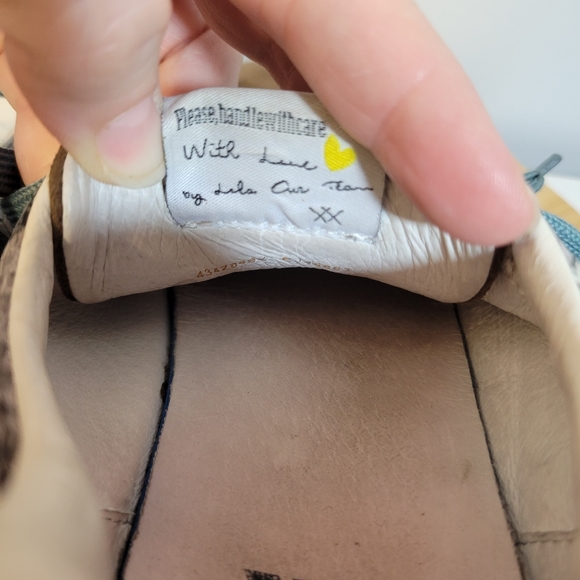 LOLA CRUZ leather brown suede snake print lace up casual fashion sneakers - Picture 11 of 13